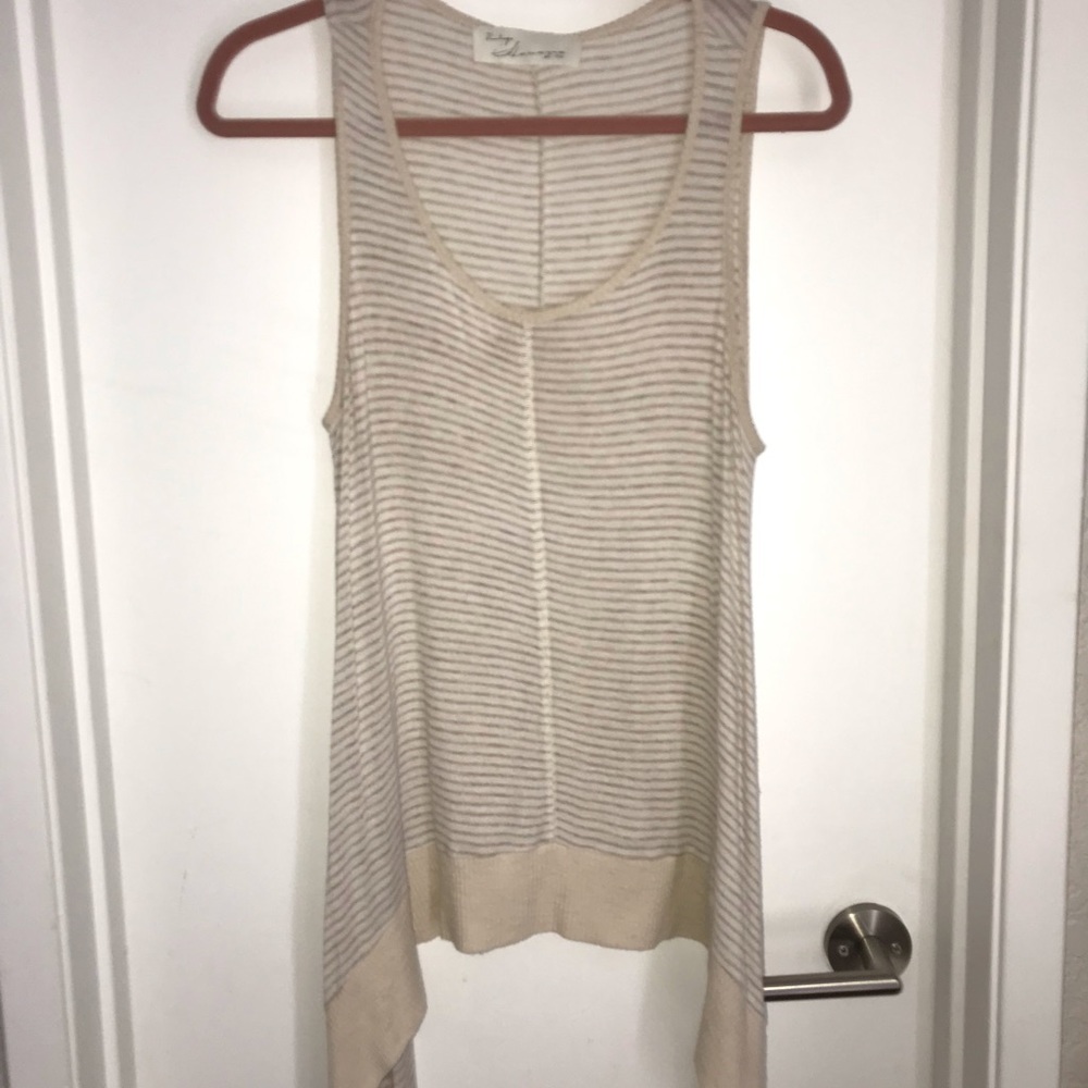 🐥 3/$25 *Bundle & SAVE!** Flowy Striped Top